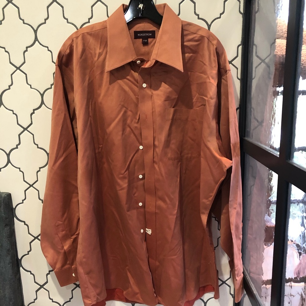 NWOT Nordstrom men’s dress shirt.